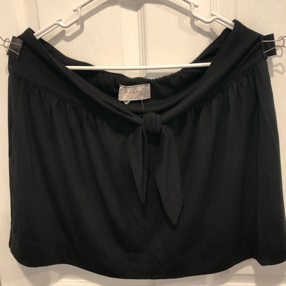 J. Valdi Black Coverup Skirt size XL